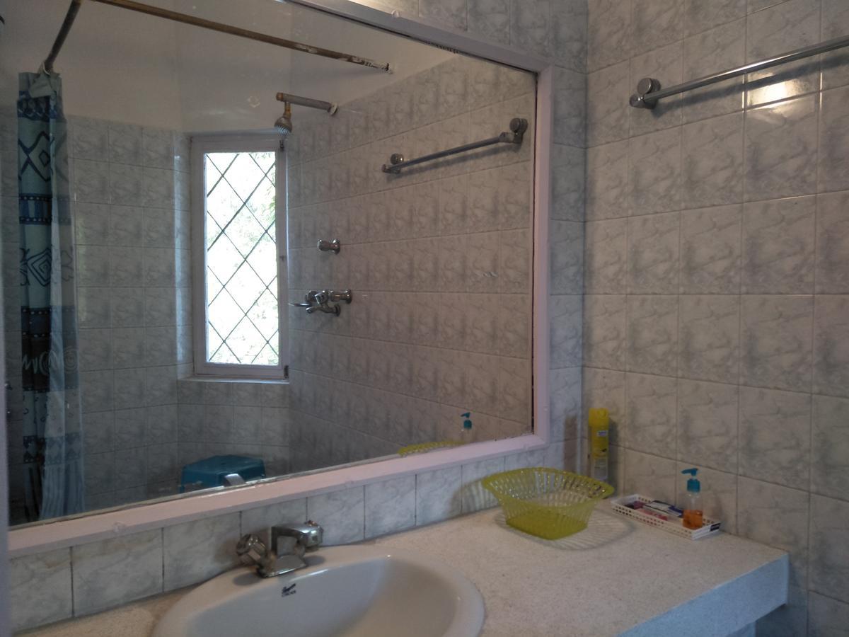 Shānti Niketan Aayesh Bed & Breakfast מראה חיצוני תמונה