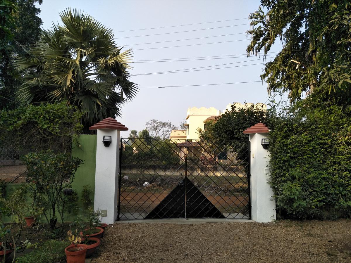Shānti Niketan Aayesh Bed & Breakfast מראה חיצוני תמונה